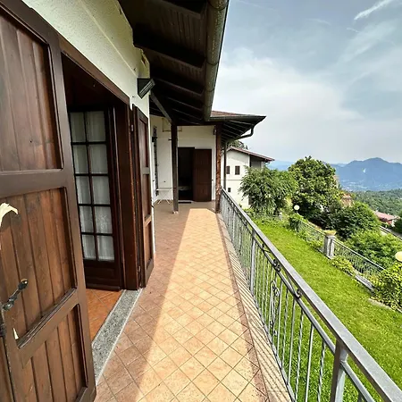 فيلة Con Vista Panoramica