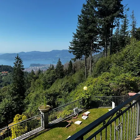 Con Vista Panoramica Villa